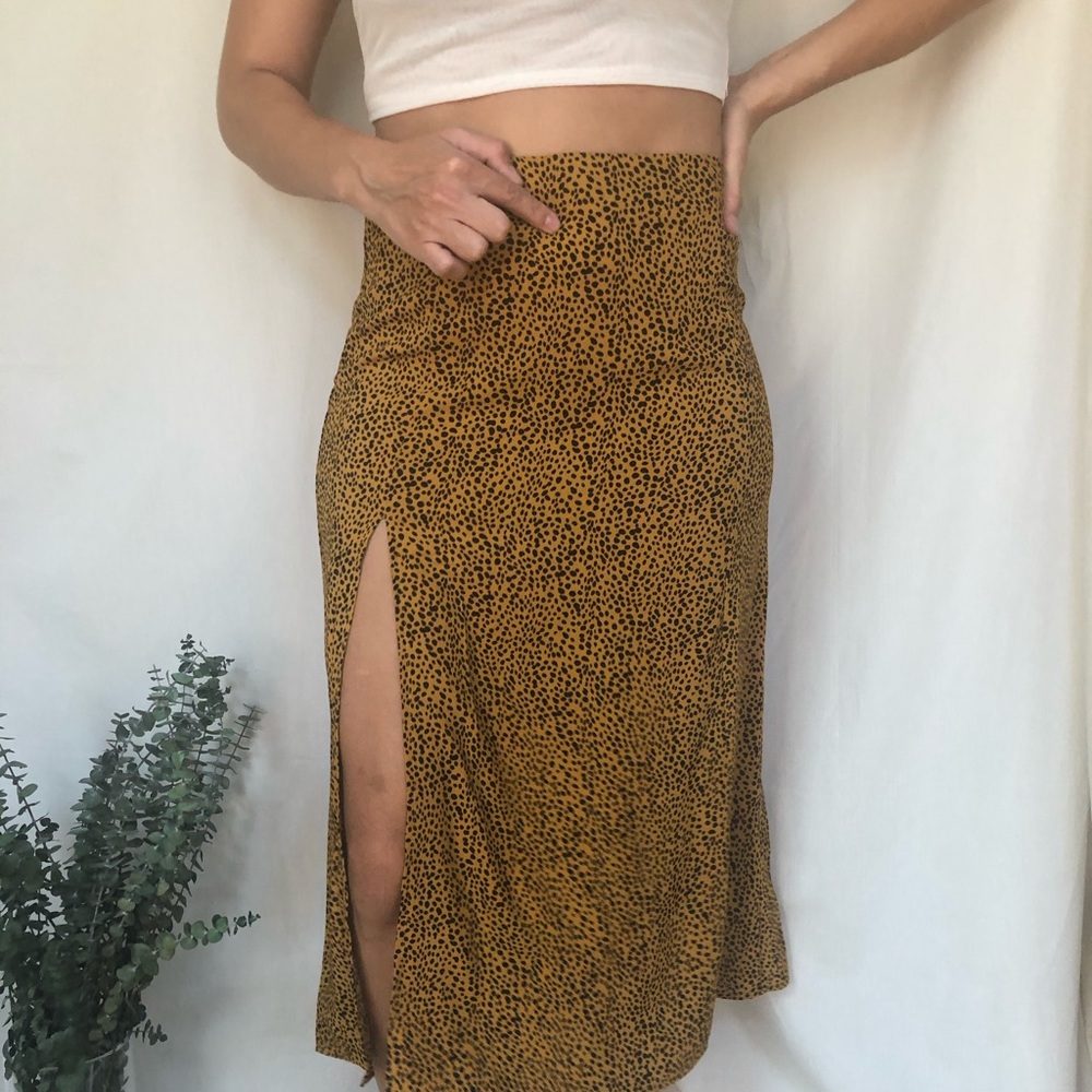 NWT Cheetah Print Slit Midi Skirt - Picture 9 of 9